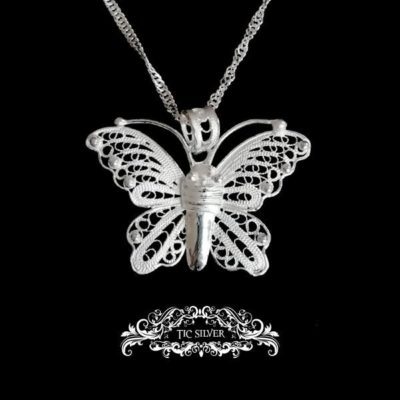 “Mariposa” Colgante filigrana